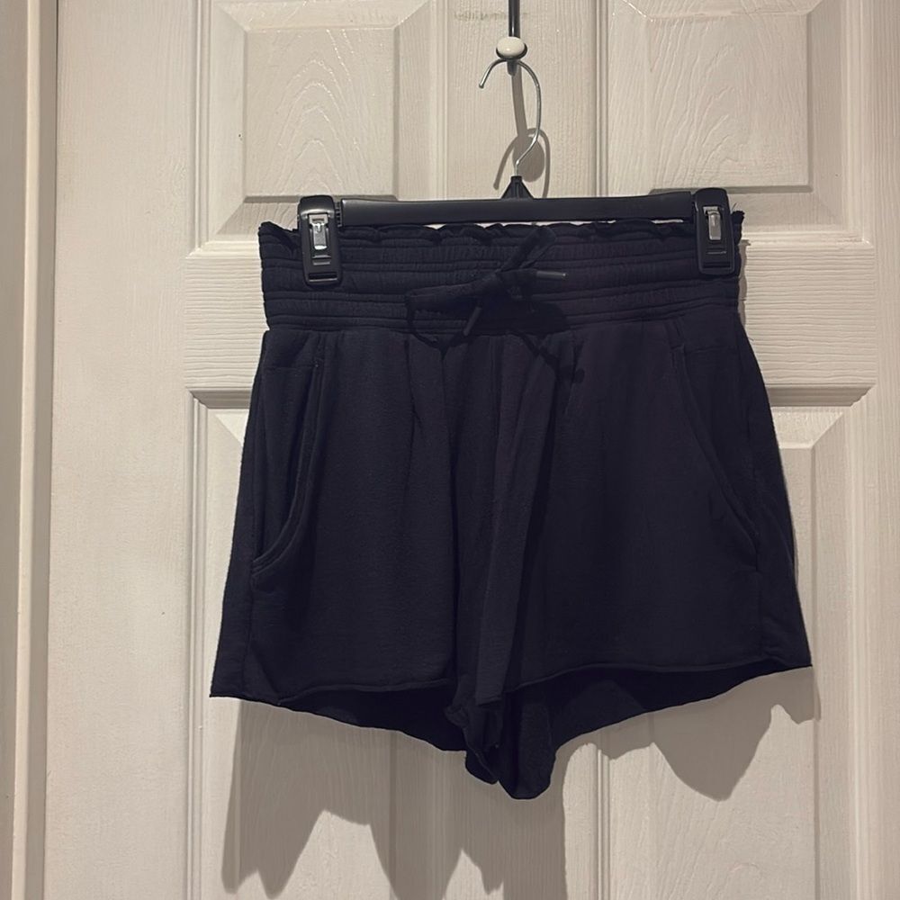 Athleta modal blend drawstring shorts SZ XXSmall with pockets.